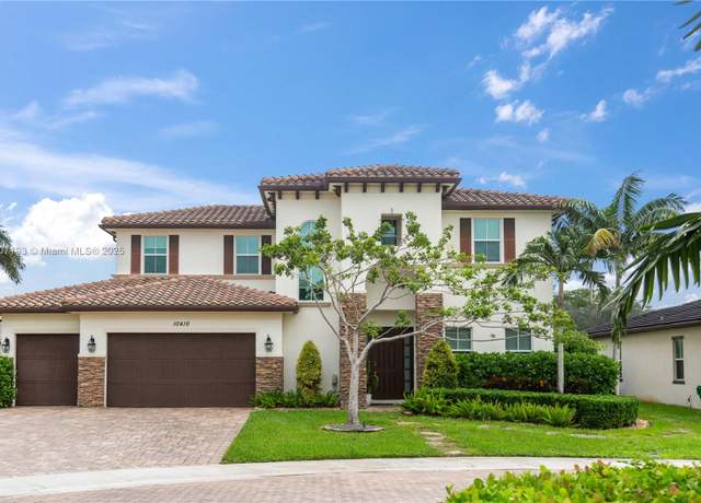 Property at 10410 Ranchette Dr, Cooper City, FL 33328, 5 beds, 4 baths