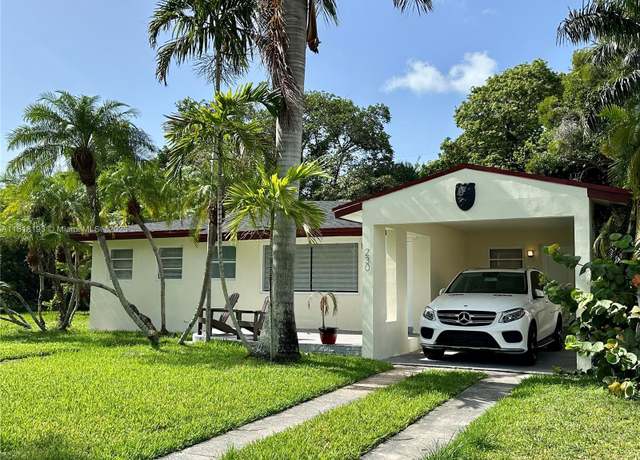 Property at 230 NE 2nd Pl, Dania Beach, FL 33004, 3 beds, 2 baths