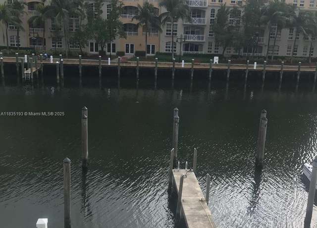Property at 2950 NE 188th St #222, Aventura, FL 33180, 1 bath