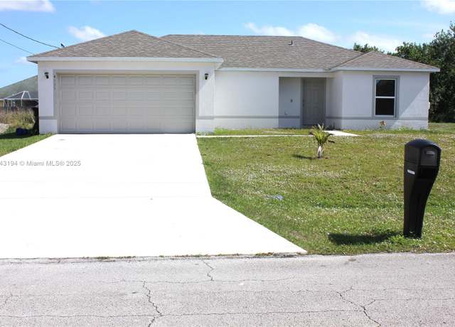 Property at 4111 SW Baltic St, Port St. Lucie, FL 34953, 3 beds, 2 baths