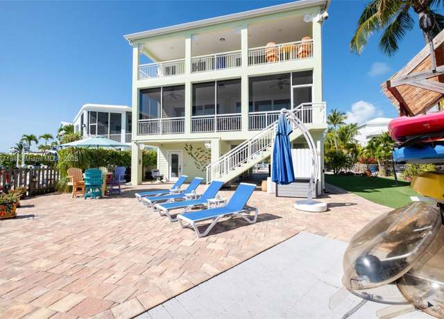 Property at 140 Fairwich Ct, Tavernier, FL 33070, 4 beds, 3 baths