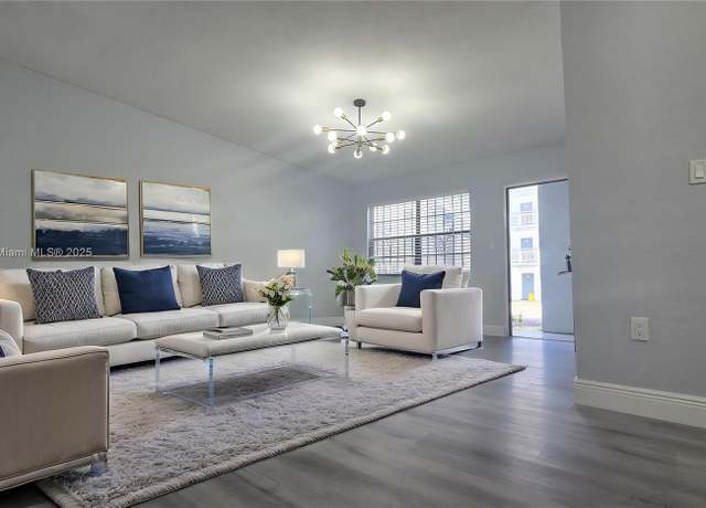 Property at 13500 NE 3rd Ct #114, North Miami, FL 33161, 1 bed, 1.5 baths