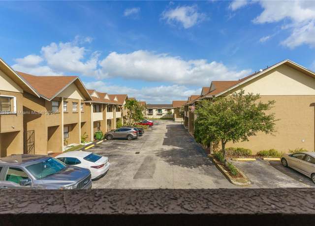 Property at 5314 W 26th Ave #105, Hialeah, FL 33016, 2 beds, 1.5 baths