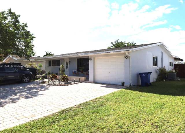 Property at 9170 NW 24th Pl, Sunrise, FL 33322, 3 beds, 2 baths