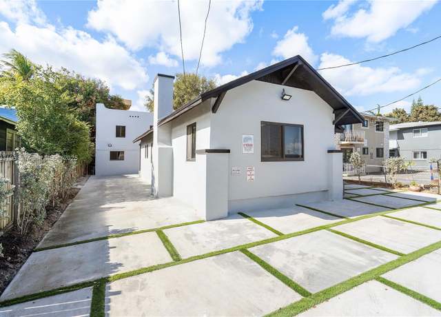 Property at 418 NW 9th Ave, Miami, FL 33128