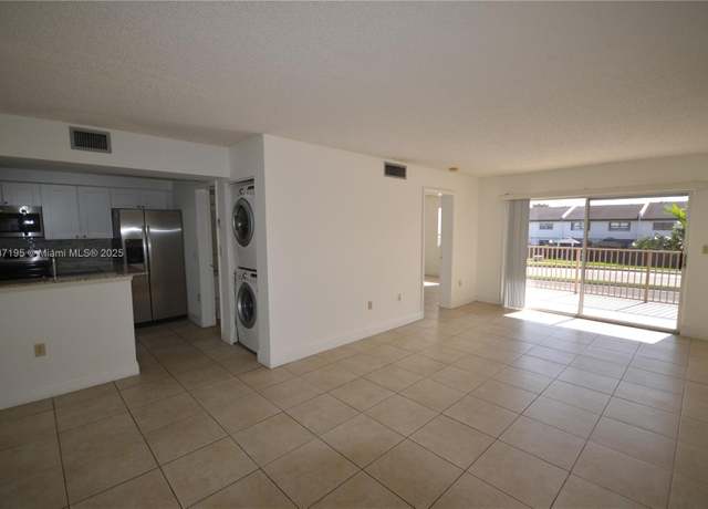 Property at 15201 SW 80th St #207, Miami, FL 33193, 1 bed, 1 bath