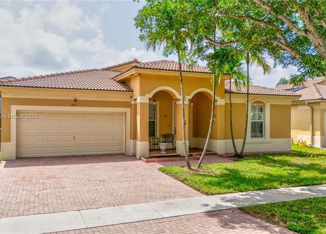 Property at 1422 NE 40th Rd, Homestead, FL 33033, 4 beds, 2.5 baths