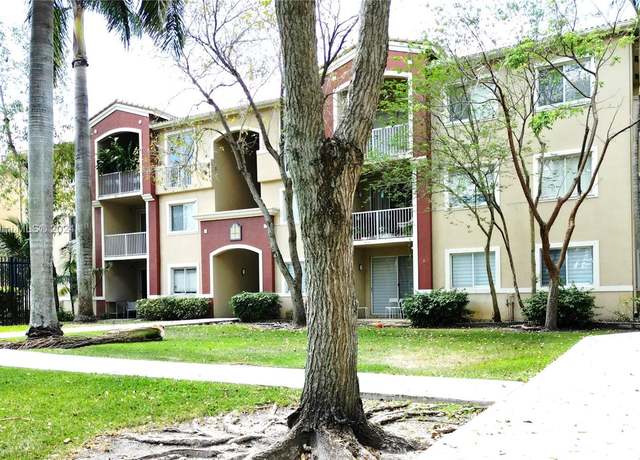 Property at 7085 Nova Dr #313, Davie, FL 33317, 2 beds, 2 baths