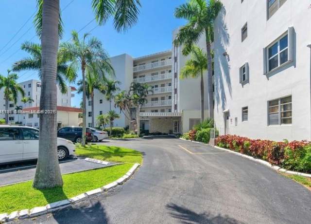 Property at 3181 S Ocean Dr #107, Hallandale Beach, FL 33009, 1 bed, 1.5 baths