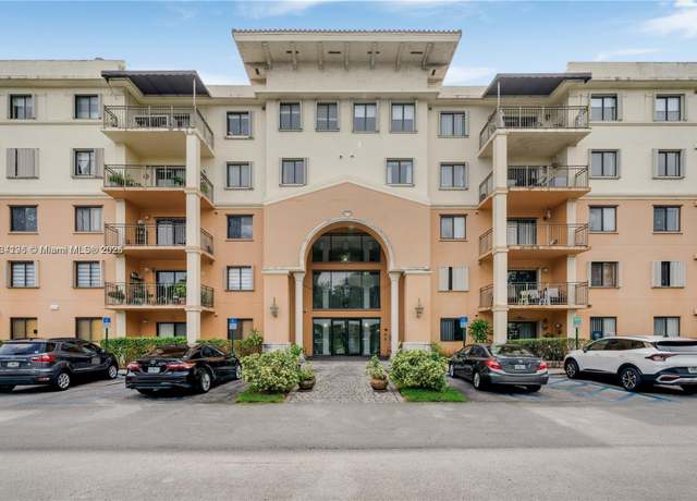 Property at 9340 Fontainebleau Blvd #313, Miami, FL 33172, 3 beds, 2 baths