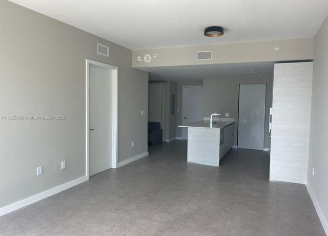 Property at 1300 S Miami Ave #2304, Miami, FL 33130, 1 bed, 1 bath