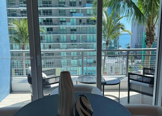 Property at 60 SW 13th St #1406, Miami, FL 33130, 1 bed, 1.5 baths