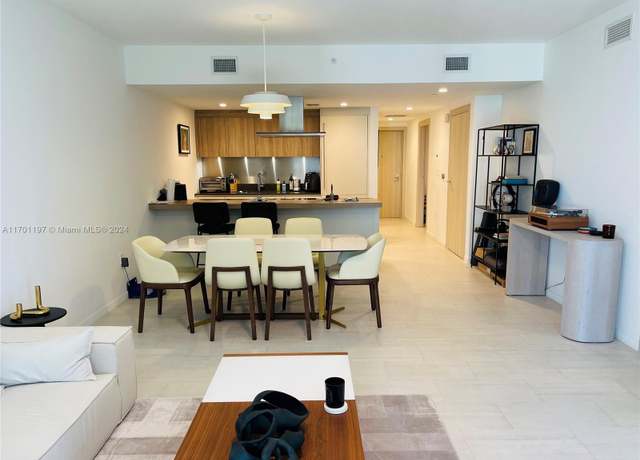 Property at 1000 Brickell Plz #3905, Miami, FL 33131, 1 bed, 2 baths