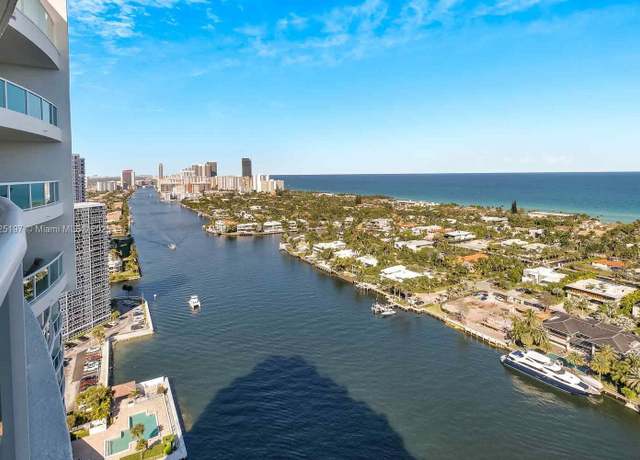 Property at 20201 E Country Club Dr #2705, Aventura, FL 33180, 3 beds, 3.5 baths