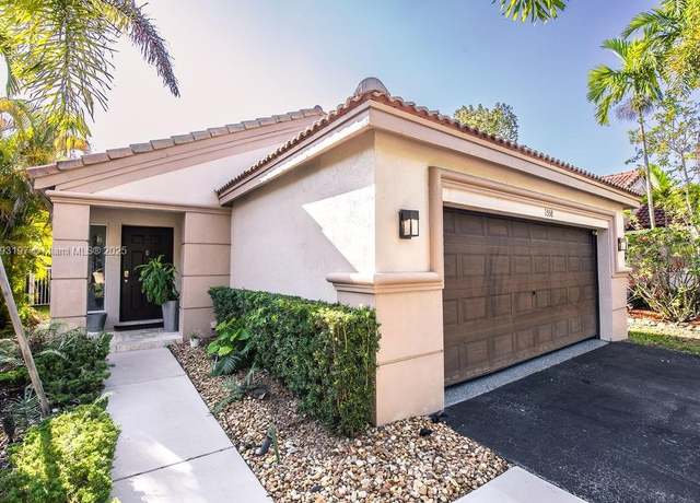 Property at 1558 Sunset Way, Weston, FL 33327, 3 beds, 2 baths