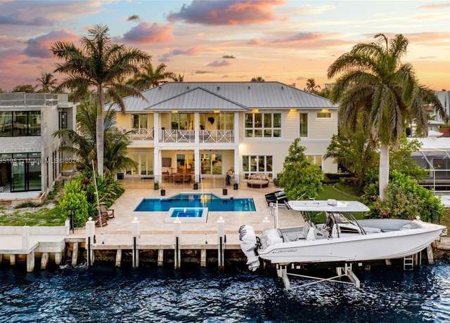 Property at 2726 SE 11th St, Pompano Beach, FL 33062, 5 beds, 6 baths