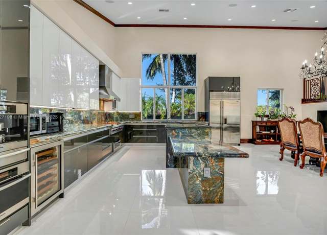 Property at 5800 SW 178th Ave, Southwest Ranches, FL 33331, 7 beds, 9 baths