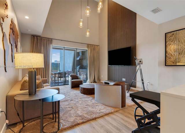 Property at 5552 Torino Rd #5552, Kissimmee, FL 34746, 4 beds, 4.5 baths
