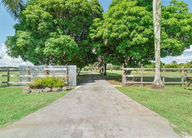 Property at 25950 SW 187 Ave, Homestead, FL 33031, 3 beds, 2 baths