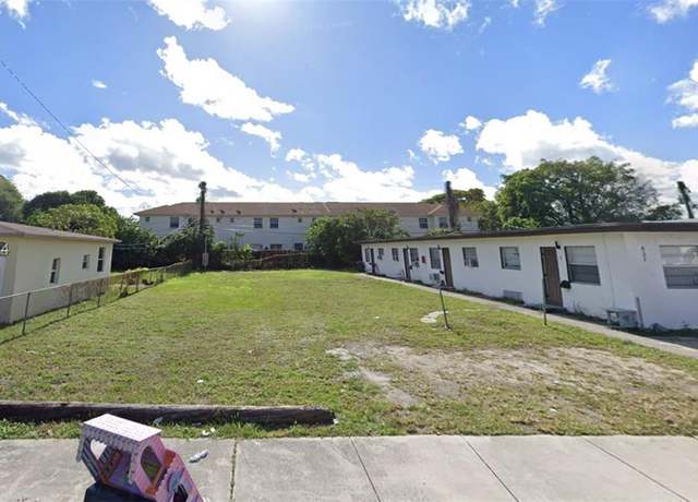 Property at 10 NW St, Hallandale Beach, FL 33009