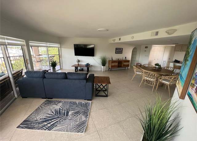 Property at 1998 Overseas Hwy Unit 33A, Marathon, FL 33050, 3 beds, 2 baths