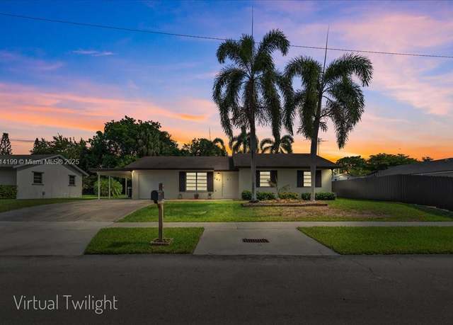 Property at 347 NW 17th St, Homestead, FL 33030, 3 beds, 2 baths