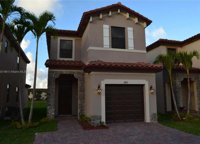 Property at 3767 NE 2nd St, Homestead, FL 33033, 4 beds, 3 baths