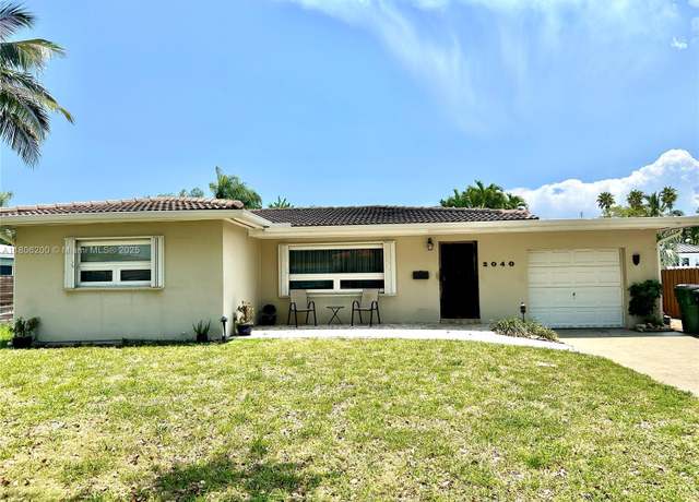 Property at 2040 N Hibiscus Dr, North Miami, FL 33181, 2 beds, 2 baths