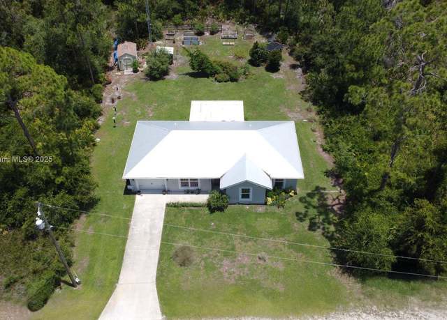 Property at 3267 Forbes Dr, Lake Placid, FL 33852, 3 beds, 2 baths