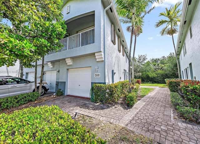 Property at 3229 Laurel Ridge Cir #3229, Riviera Beach, FL 33404, 2 beds, 2 baths