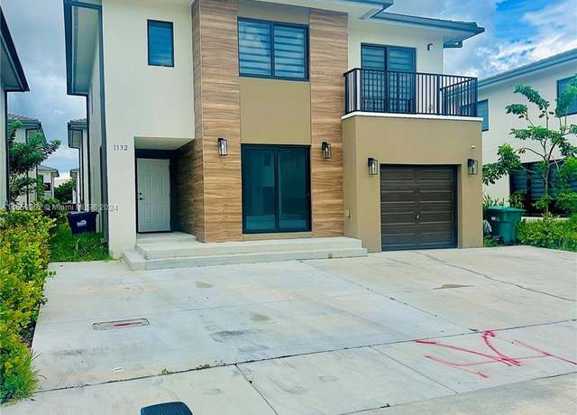 Property at 1132 NW 1st St, Florida City, FL 33034, 5 beds, 4.5 baths