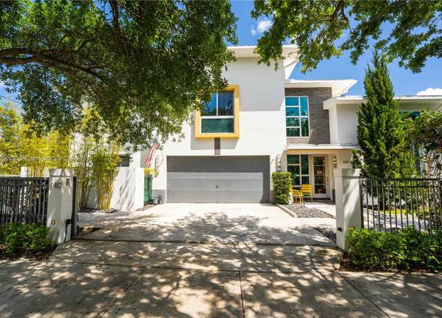 Property at 440 NE 17th Ave, Fort Lauderdale, FL 33301, 5 beds, 4.5 baths