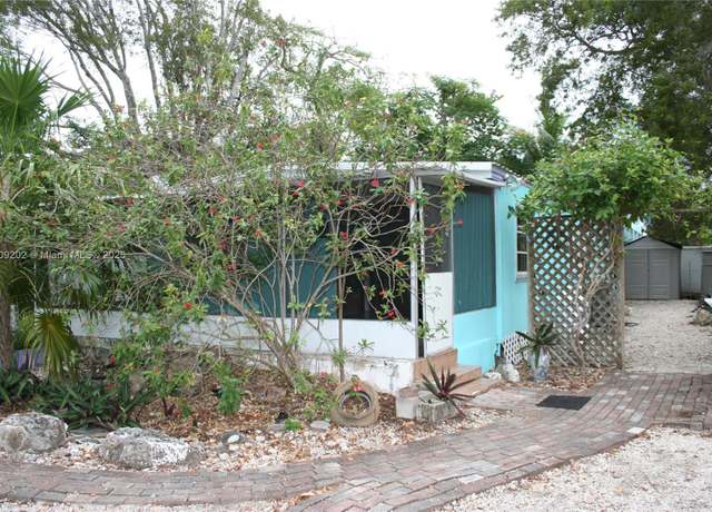 Property at 230 Antigua Rd, Key Largo, FL 33070, 3 beds, 2 baths