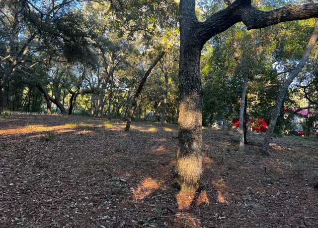 Property at 6360 Cascade Dr, Other City - In The State Of Florida, FL 32656