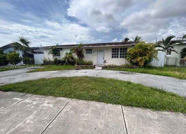 Property at 10060 SW 4th St, Sweetwater, FL 33174, 3 beds, 2 baths