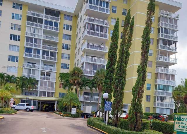 Property at 4400 Hillcrest Dr Unit 1005A, Hollywood, FL 33021, 1 bed, 1.5 baths