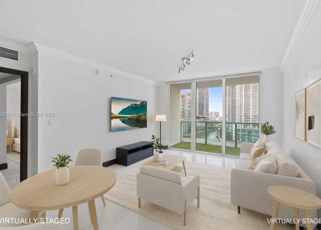 Property at 31 SE 5th St #1803, Miami, FL 33131, 1 bed, 1 bath