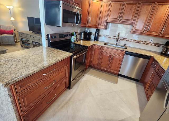 Property at 4072 Ventnor P #4072, Deerfield Beach, FL 33442, 2 beds, 2 baths