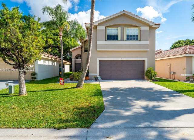 Property at 8021 Stirrup Cay Ct, Boynton Beach, FL 33436, 4 beds, 2.5 baths