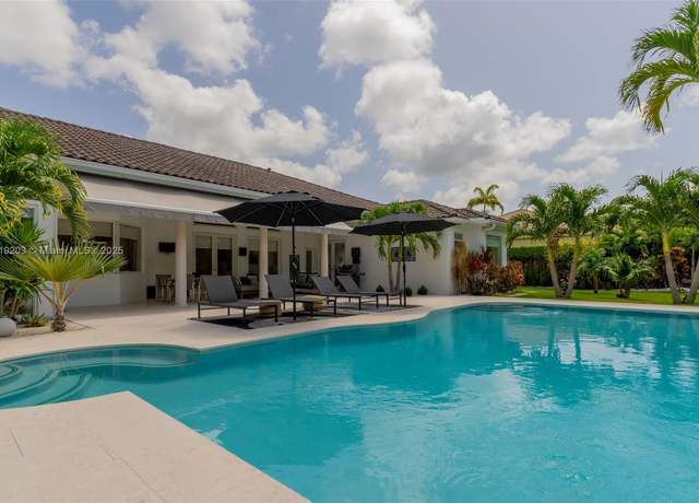 Property at 9532 SW 124th Ter, Miami, FL 33176, 5 beds, 4.5 baths