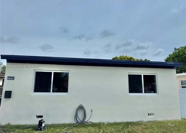 Property at 359 E 46th St, Hialeah, FL 33013, 4 beds, 3 baths