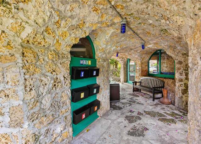 Property at 1301 Milan Ave #2, Coral Gables, FL 33134, 1 bed, 1 bath