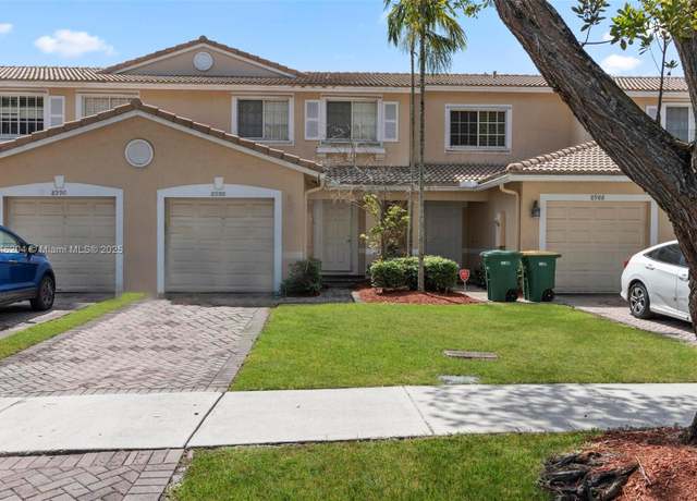 Property at 8988 Chambers St #8988, Tamarac, FL 33321, 3 beds, 2.5 baths
