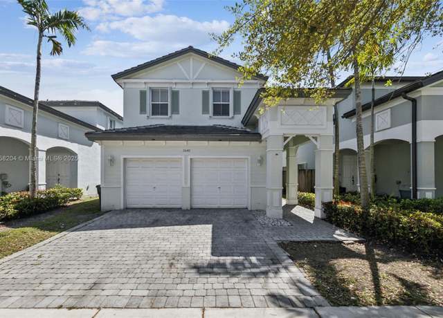 Property at 3640 NE 3rd Ct, Homestead, FL 33033, 3 beds, 2 baths