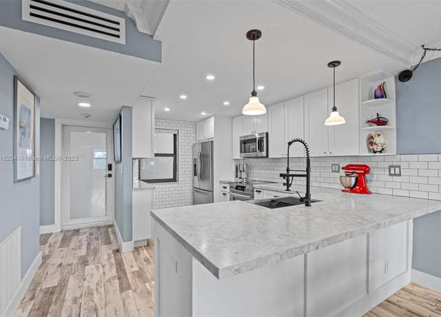 Property at 1401 N Riverside Dr #604, Pompano Beach, FL 33062, 1 bed, 1 bath