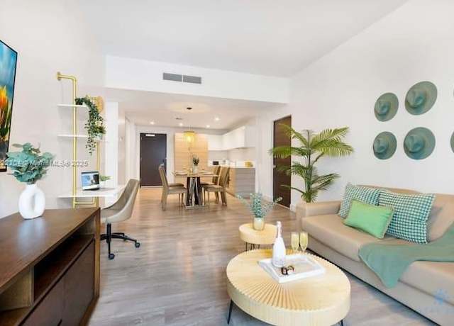 Property at 777 N Ocean Dr Unit N521, Hollywood, FL 33019, 2 beds, 1 bath