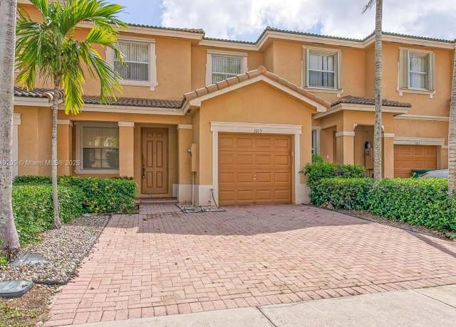 Property at 1015 NE 41st Pl, Homestead, FL 33033, 3 beds, 2.5 baths