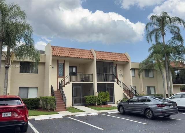 Property at 410 Lakeview Dr #103, Weston, FL 33326, 2 beds, 2 baths