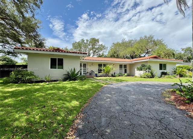Property at 7450 SW 165th Ter, Palmetto Bay, FL 33157, 4 beds, 3 baths