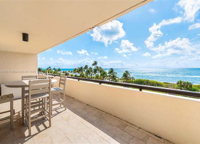 Property at 2555 Collins Ave #607, Miami Beach, FL 33140, 1 bed, 2 baths